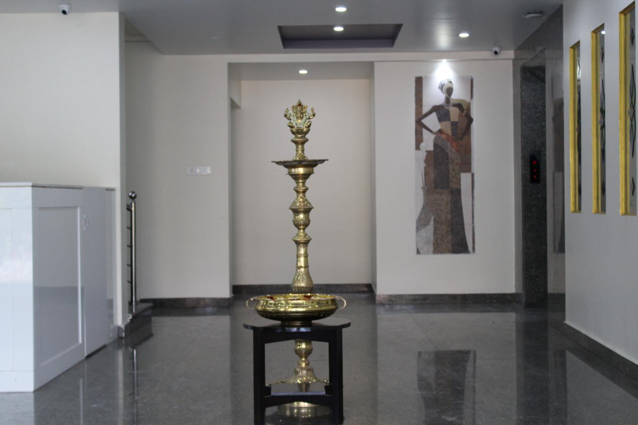 Hotel Jaidharshini Palace 쿰바코남 외부 사진